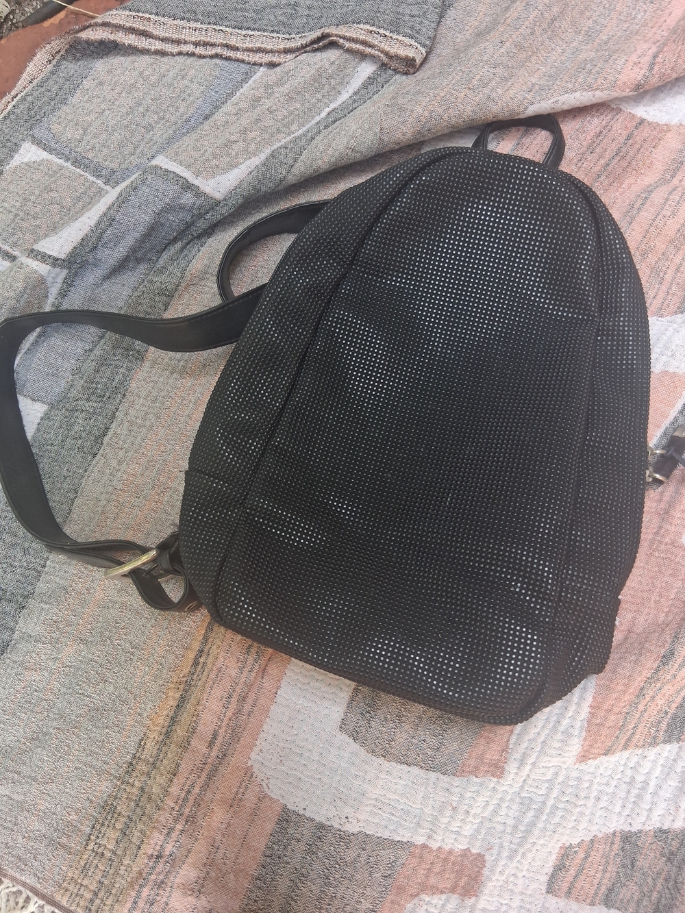 Urban Oxise Black Men’s/womans Mesh Backpack - Stylish Everyday Carry